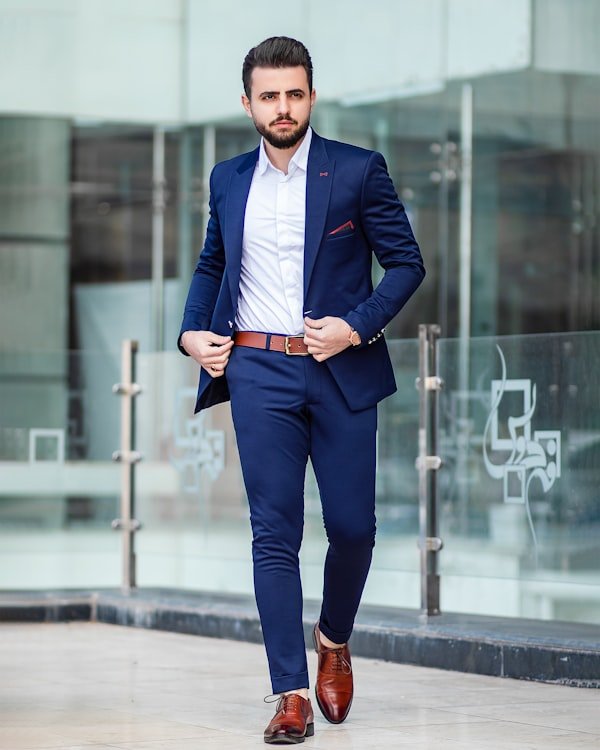 Man wearing a tailored suit from the Astor Lane men's collection